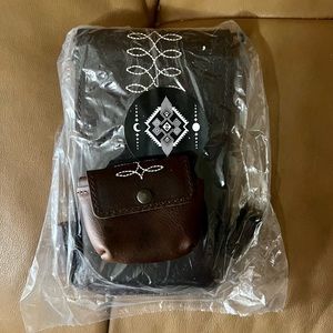 Nena & Co micro phone bag painthorse tumbled leather iPhone 13 14 pro wallet